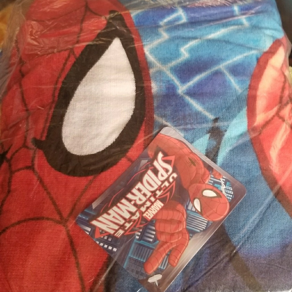 Toalla de spider man.